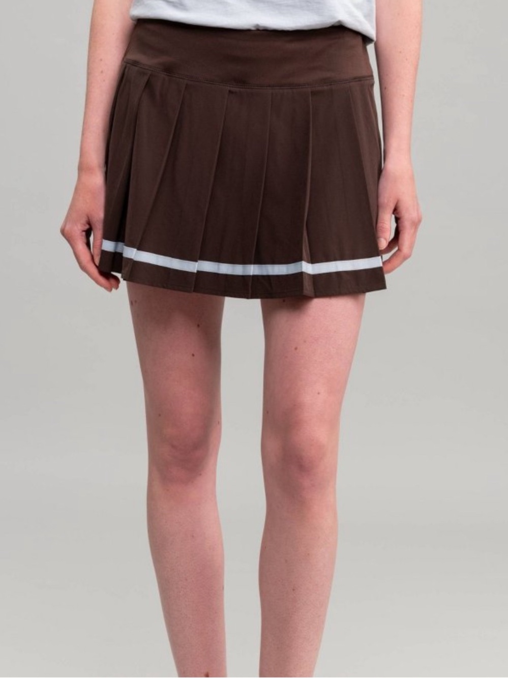 Richer Poorer Brown 14” Pleated Golf Skort
